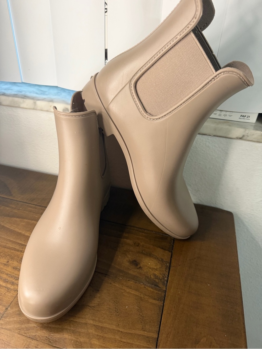 A new day tan women’s short Rain Boots nude women’s boots booties size 8
